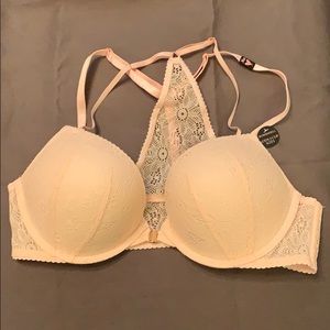 Victoria’s Secret Bombshell push-up bra